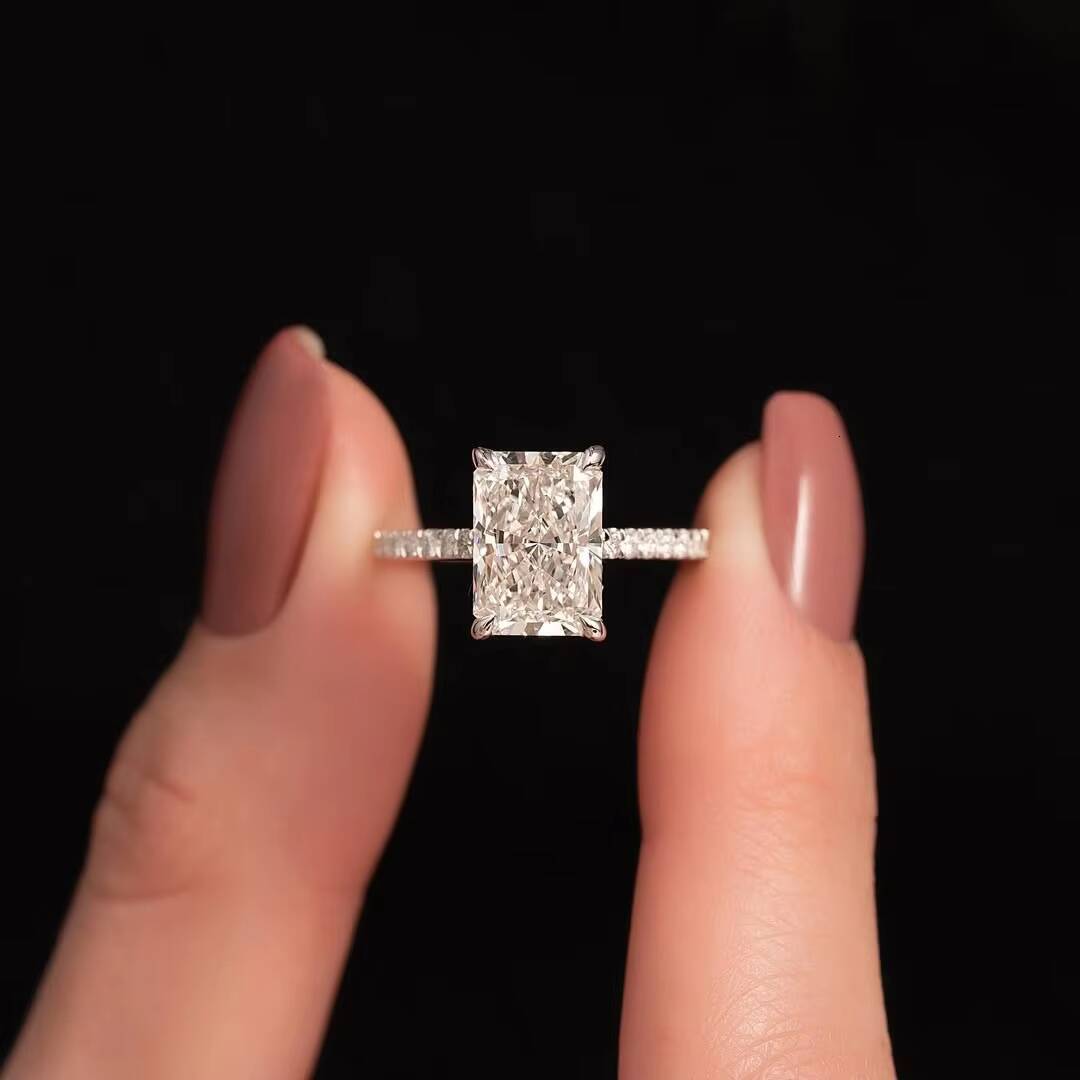 IGI Certificate Radiant Cut 10K 14K 18K Yellow Gold Diamond Excellent HPHT CVD Radiant Cut Lab Grown Diamonds Ring Band