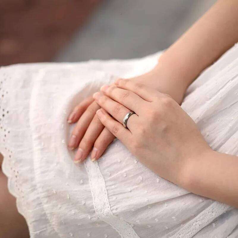 Kolmnsta 6mm Men's Titanium Ring Silver Color Polished Classic Engagement Anel Rings For Male Female Wedding Bands Never Fade XJ260130