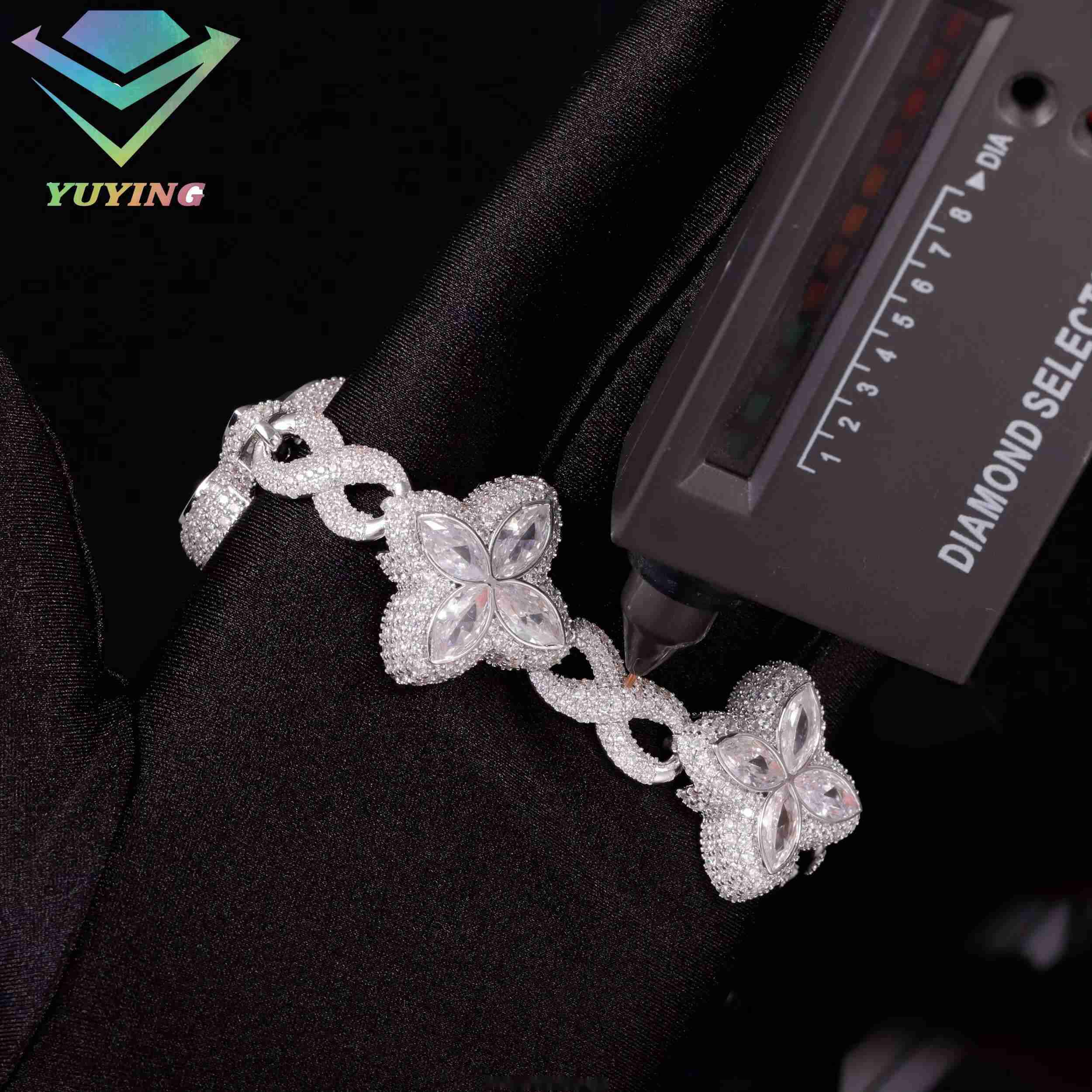 Yy New Design Iced Out Clovers Vvs Moissanite Bracelets Cuban Chain 925 Sterling Silver Fine Jewelry Bracelets for Men Women