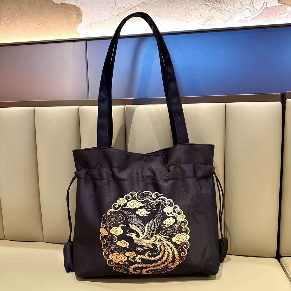 National Xiangyun Silk Single Shoulder Retro Outdoor New Chinese Style Storage Large Capacity Crossbody Bag Wholesale Evergwish