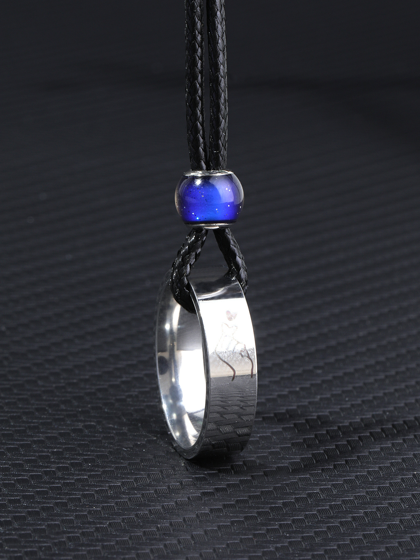 Exclusive New Creative Heart-Shaped Color-Changing Beads Couple Rings Necklace Source Manufacturer