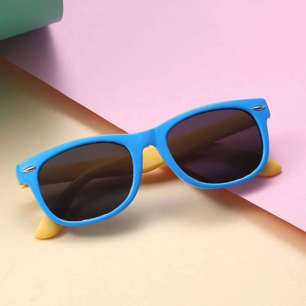 New Children's Color Matching SunglaSSeS For Boys And Girls, Version, UV Resistant BaBy Summer SunShades H260130