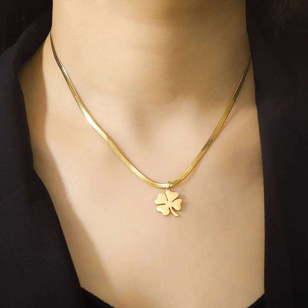 Skyrim Four Leaf Clover Necklace Stainless Steel Gold Color Snake Chain Choker for Women Girls Fashion Jewelry Wholesale