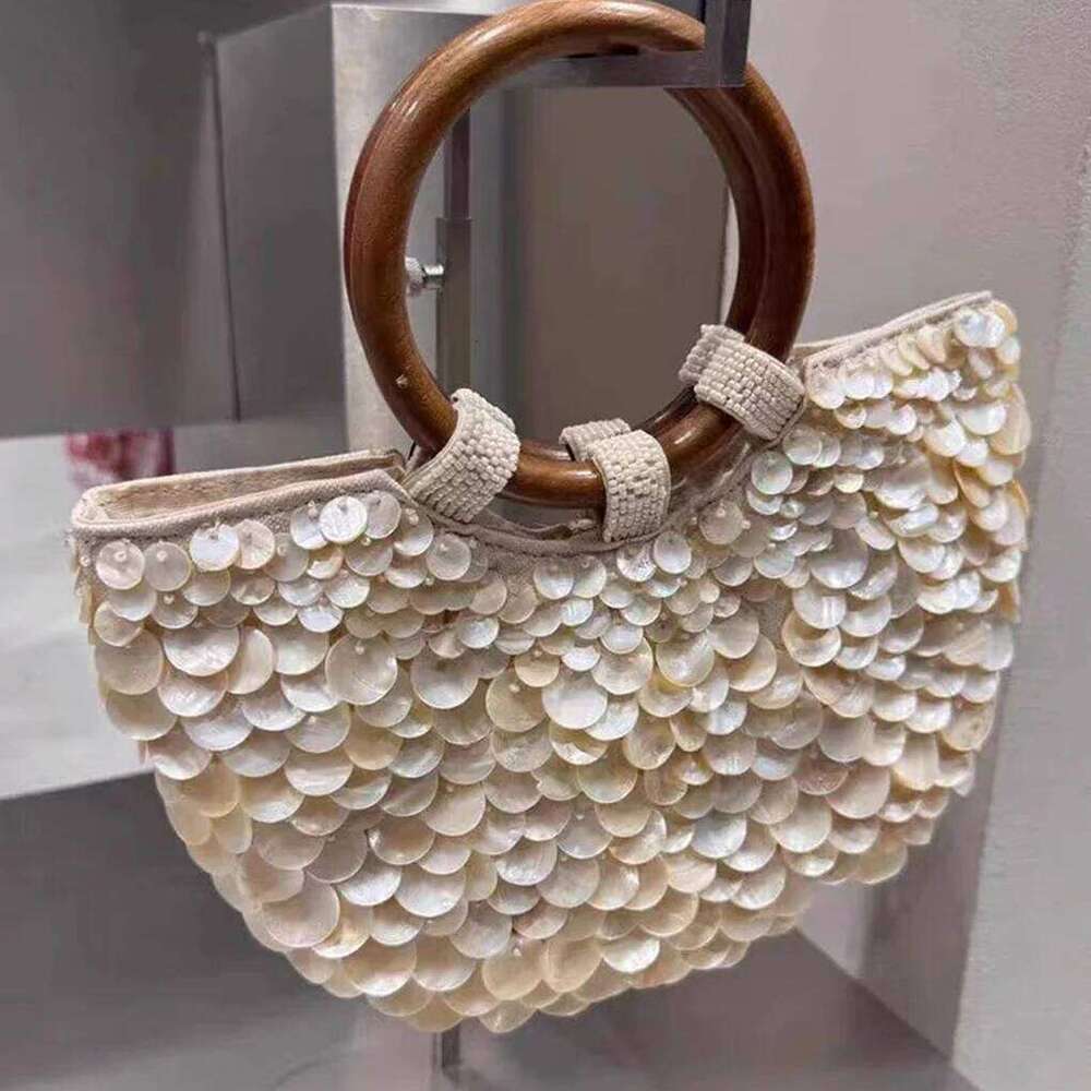 Exquisite Beaded Handmade Chic Switch Wallet For Ladies Half Moon Crossbody Bag Shell Handbag Must-Have For Summer