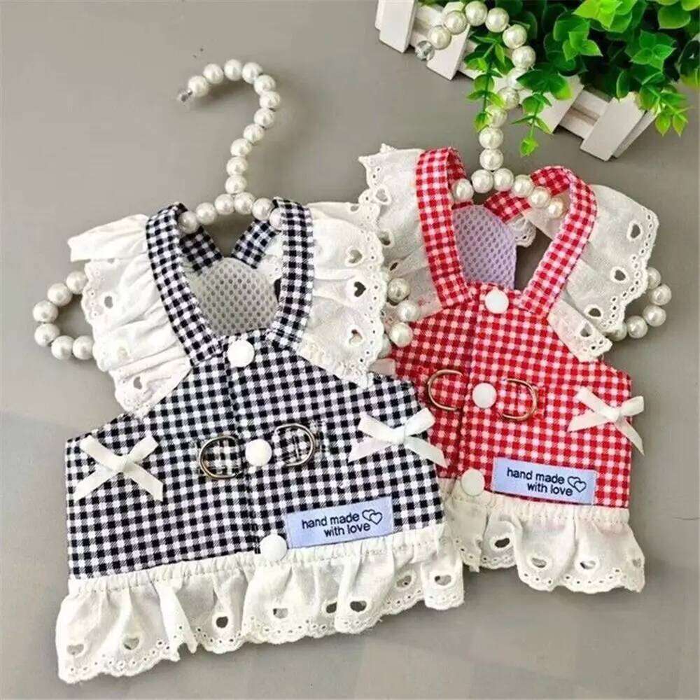 Cotton Pet Suspender Skirt Traction Buckle Breathable Two Leg Dress Clothes Pastoral Style Grid Cat Dog Princess Dresses H260130