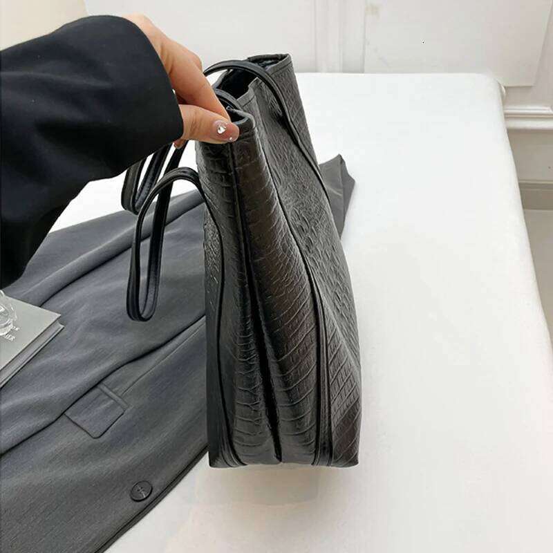 Simple And Versatile Crocodile Print Tote Bag, Large CapacityFashion Hand Bill Shoulder Women's Bag Z260130