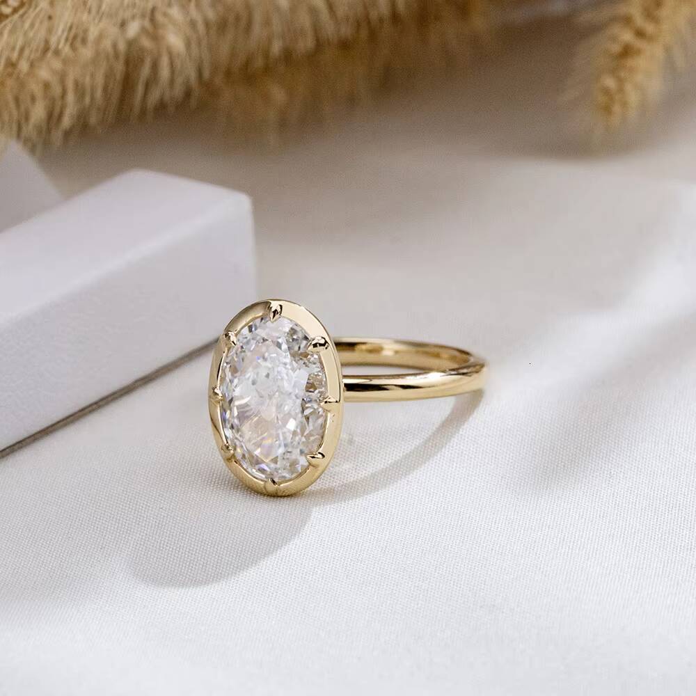 MSR-2014 Fashion Engagement Ring 18k Gold Solitaire Ring Oval Cut 32ct D VS1 Lab Grown Diamond Ring