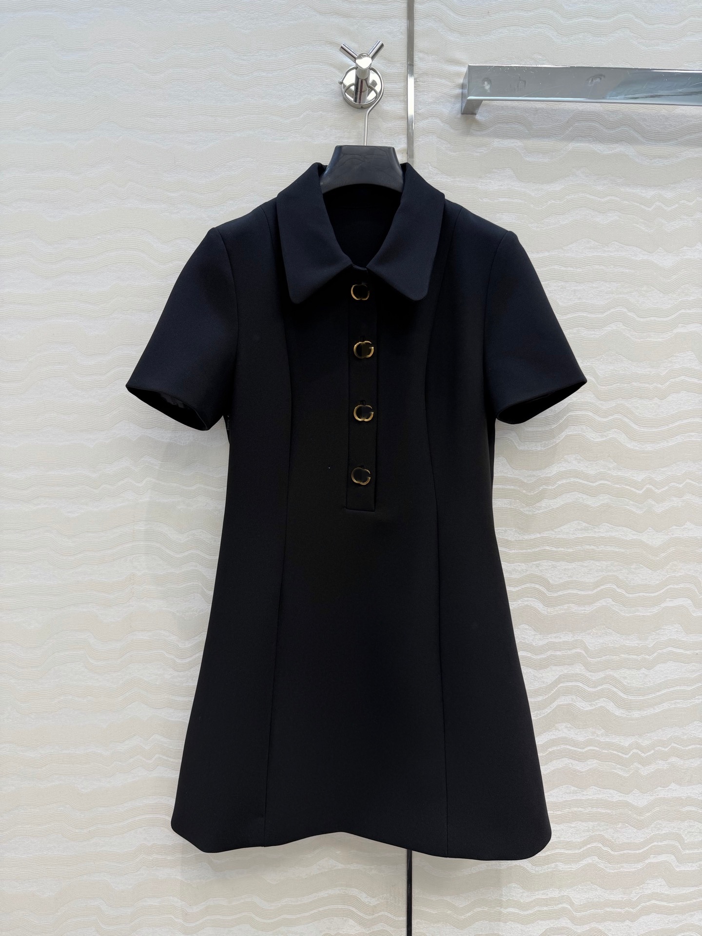 Milan Runway Dresses 2026 New Spring Summer Lapel Neck Fashion Designer Dresses Brand Same Style Dresses 0130-9