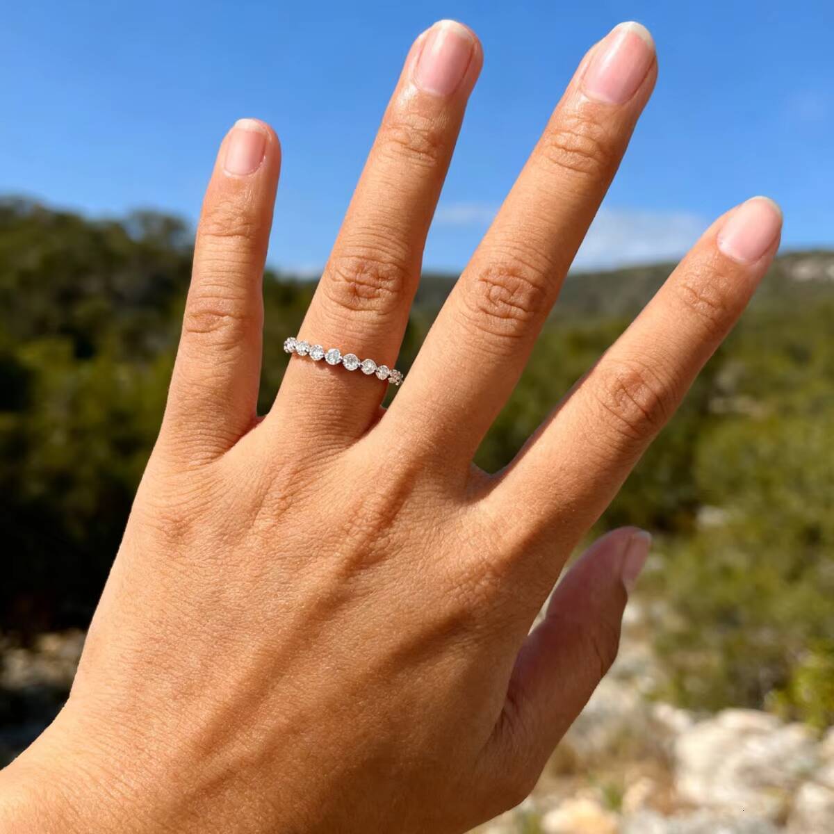 Factory Wholesale Luxury Bling Moissanite Diamond Women Eternity Ring for Engagement Wedding Sterling Silver Ring