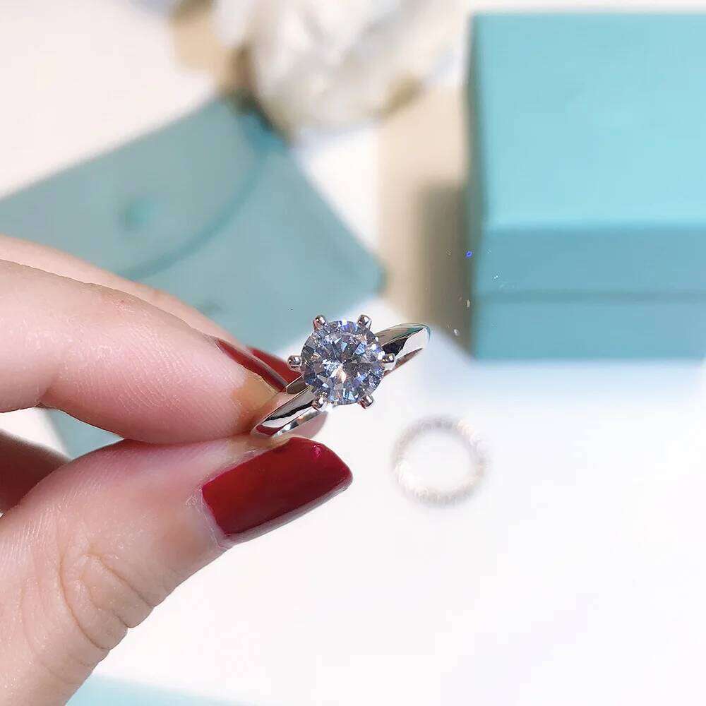 Fashion Brand Jewelry Solitaire 6mm Moissanite S925 Sterling Silver Engagement Wedding Band Ring For Women XJ260130