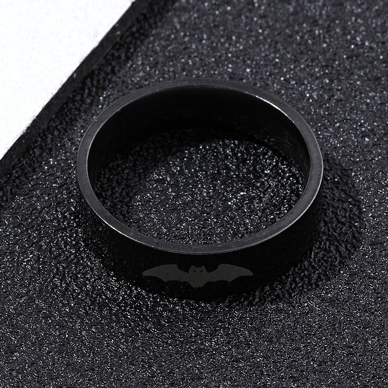 Fashion New Niche Couple Batman Eye Love Ring Factory Direct Sale Large Volume Discount