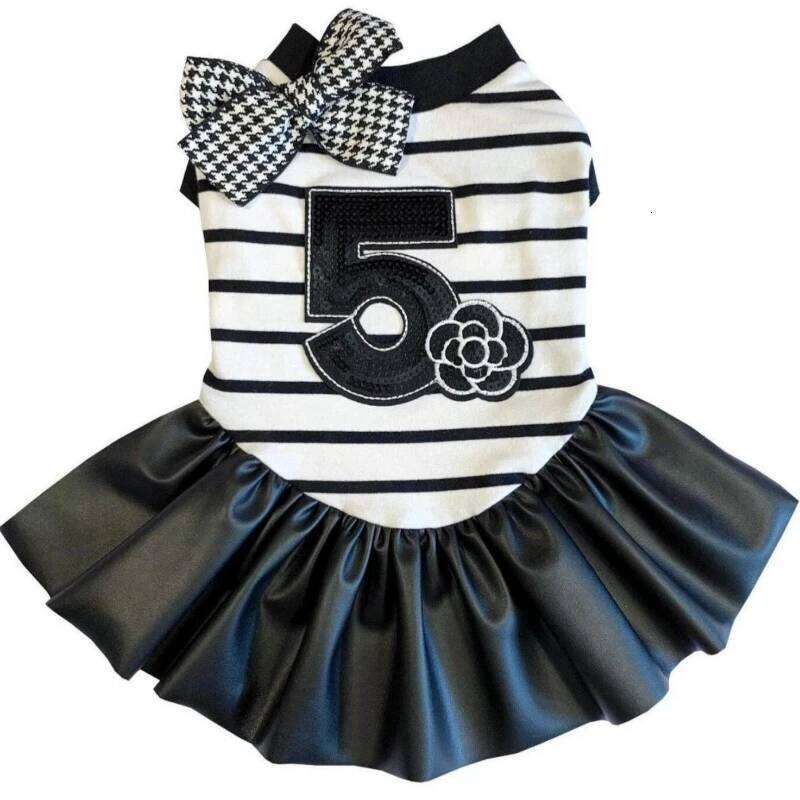 New Classic Knitted Pet Princess Dress Soft Cat Apparel For Small Dog Chihuahua Puppy And Kittens Elegant Clothes H260130