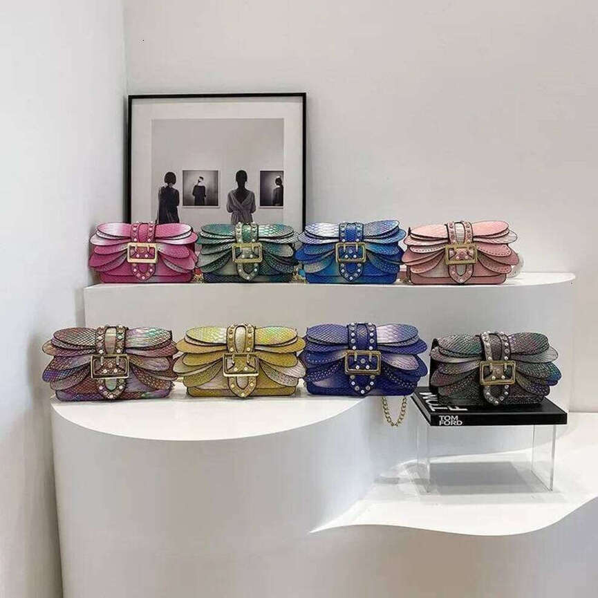 TAURUSCIAGA Commute Crossbody For Women Rivets Chain Small Square Bags High Quality Leather Handbag Serpentine Shoulder Messenger Bag Niche Tote Bag