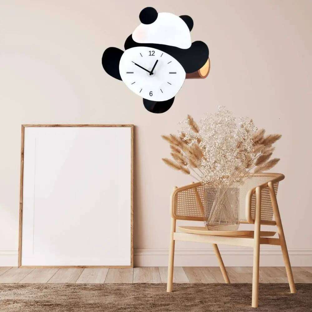 Festival Gifts Cartoon Swinging Wall Silent Wooden Mute Panda Time Accuracy Digital Clock Shops W260130
