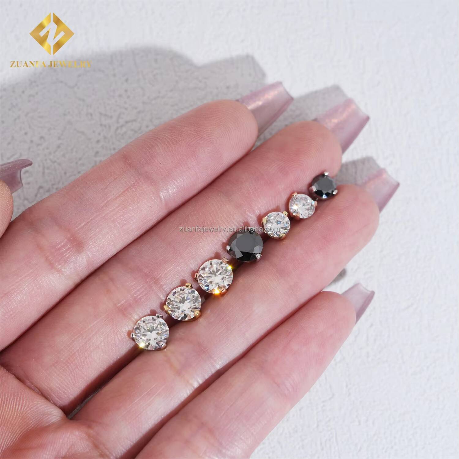 Hot Selling Fire Three Claws 925 Sterling Silver GRA Certificate S925 Silver Shining D VVS1 Moissanite Diamond Stud Earrings