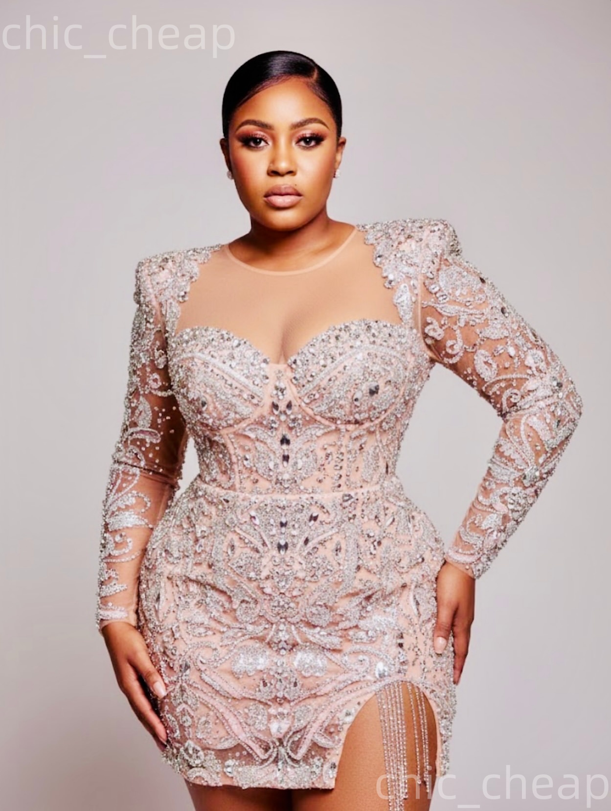 Chic Champagne Sheath 2026 Cocktail Dress Beaded Crystals Lace Illusion Short Mini Graduation Homecoming Dresses For Special Occasions Sweetheart Gown