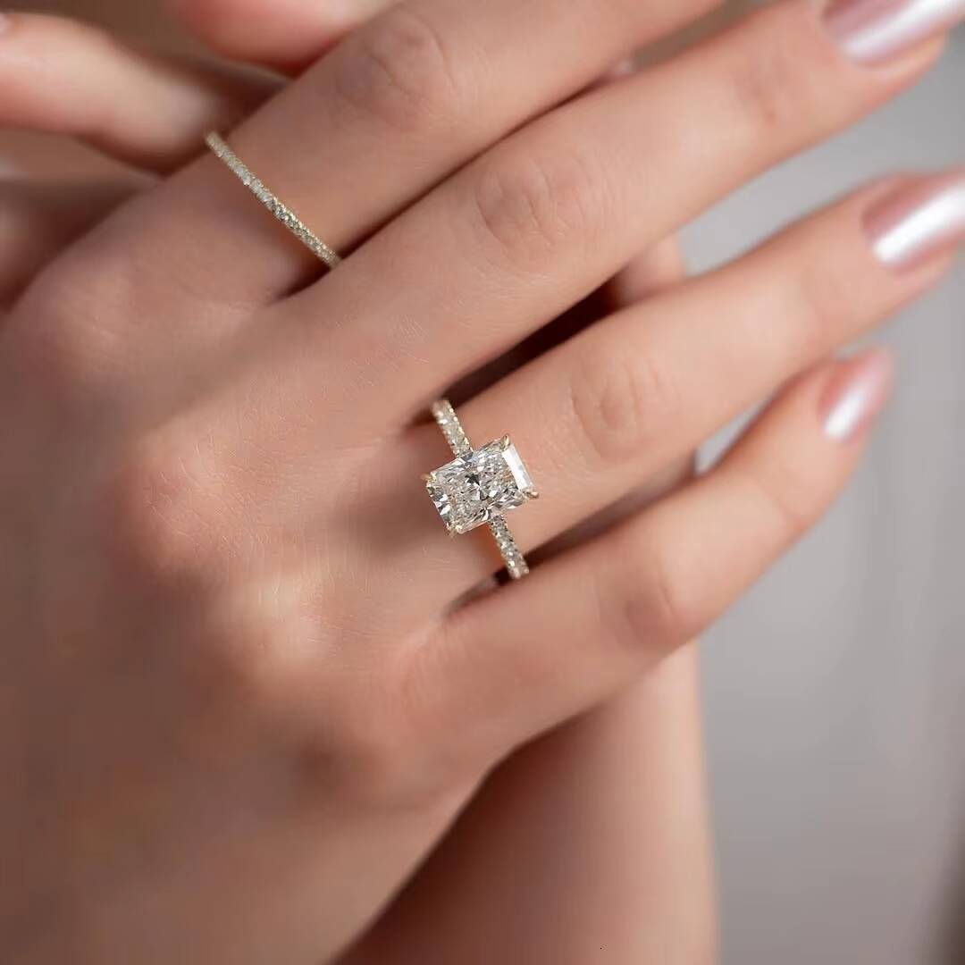 IGI Certificate Radiant Cut 10K 14K 18K Yellow Gold Diamond Excellent HPHT CVD Radiant Cut Lab Grown Diamonds Ring Band