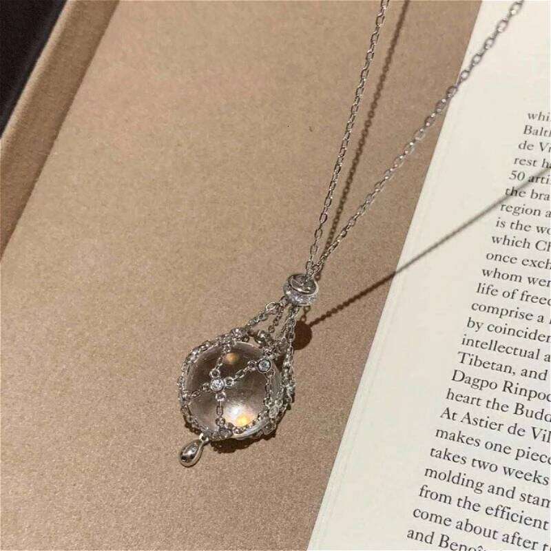 VIVILADY Tibetan Silver Transparent Glass Bead Star Zircon Pendant Necklace for Women Fashion Jewelry Minimalist Accessories