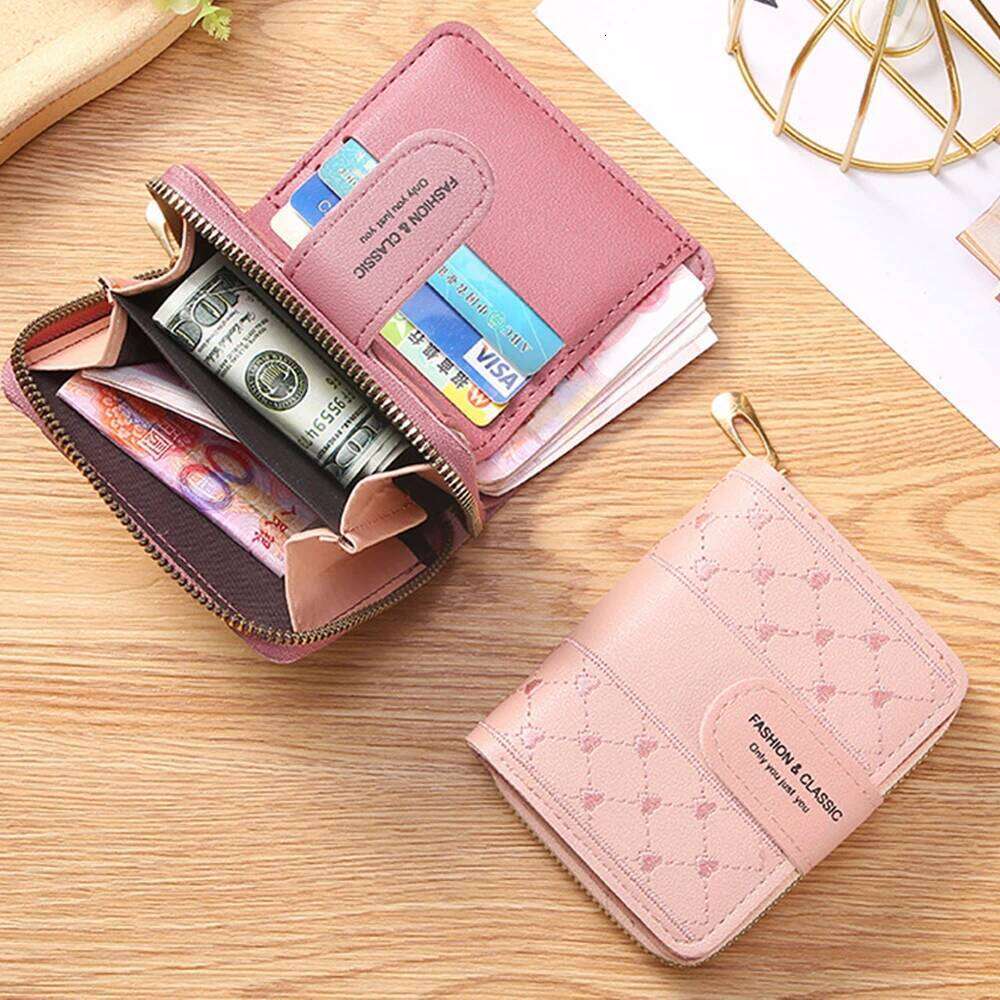 Short Wallet For Women 2023 Fashion Simple New Large Capacity Versatile Heart Color Clutch Zipper Buckle Coin Purse Female Bag Z260130