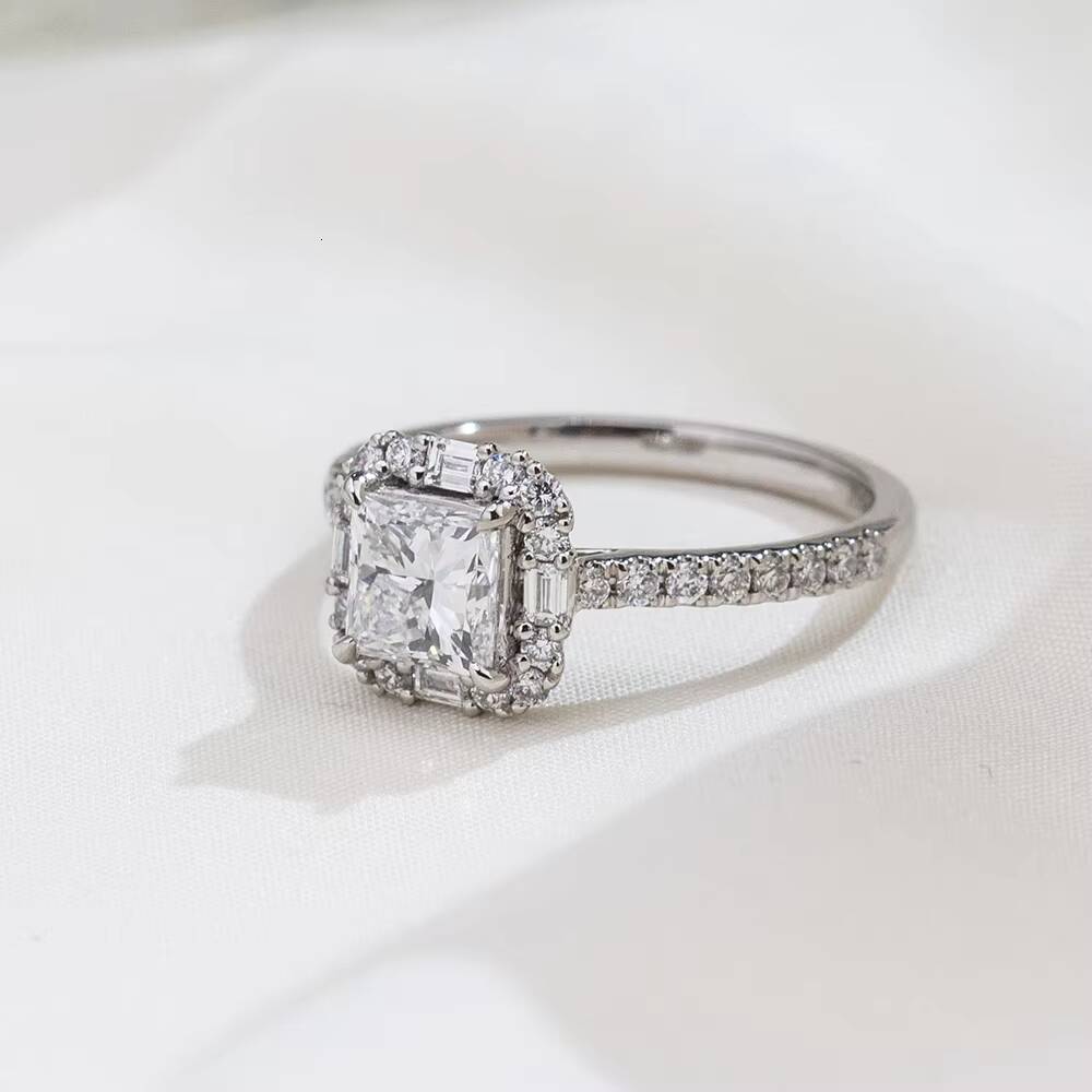 MSR-1996 PT950 Engagement Ring 104CT Princess Shape Lab Grown Diamond Ring