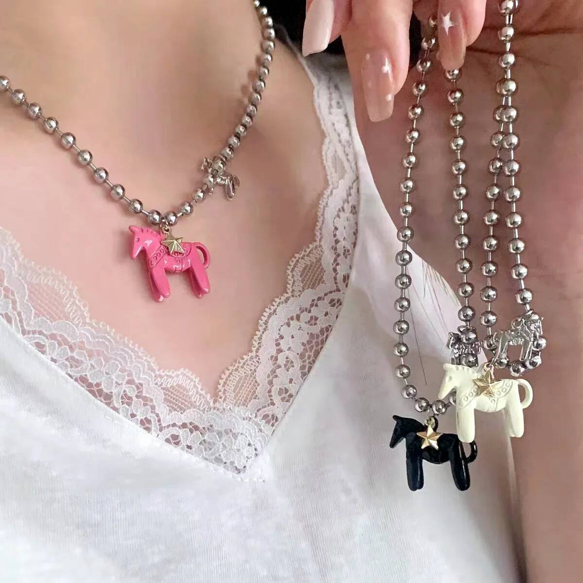 Funny Cute White Black Pink Color Enamel Colt Horse Pendant Necklaces For Women Alloy Beads Chain Chokers Fashion Jewelry
