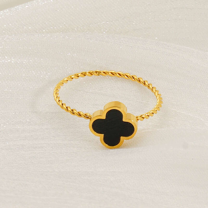 Cross-Border New Ins Style Four-Leaf Clover High-End Non-Fading Fashion Simple European and American 18k Titanium Steel Ring for Women