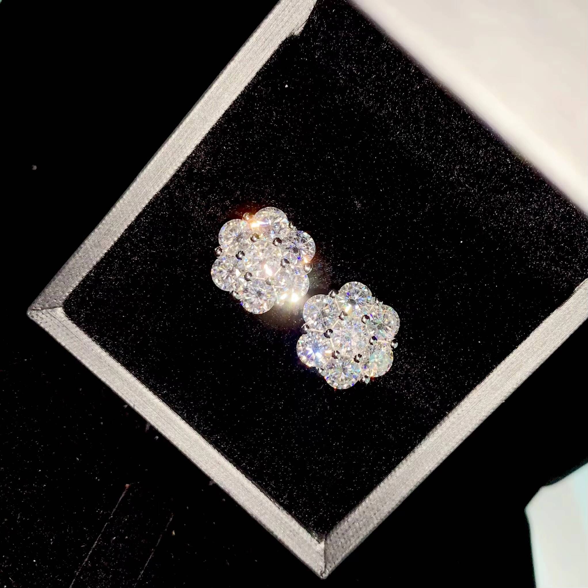 Huge 15mm Flower Moissanite Stud Earrings Flower 925 Sterling Silver Fine Jewelry Accessories Hip Hop Jewelry Gift Set