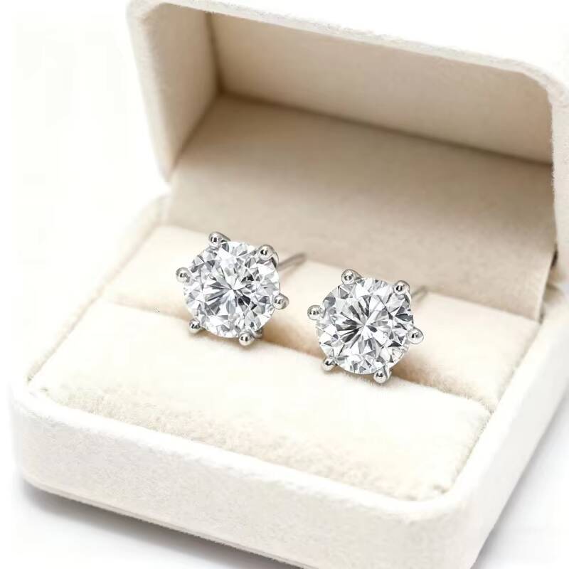 05CT-1CT Lab Grown Diamond Round Brilliant Cut Solitaire Stud Earrings White D Color VVS-VS Clarity 18K White Yellow Solid Gold