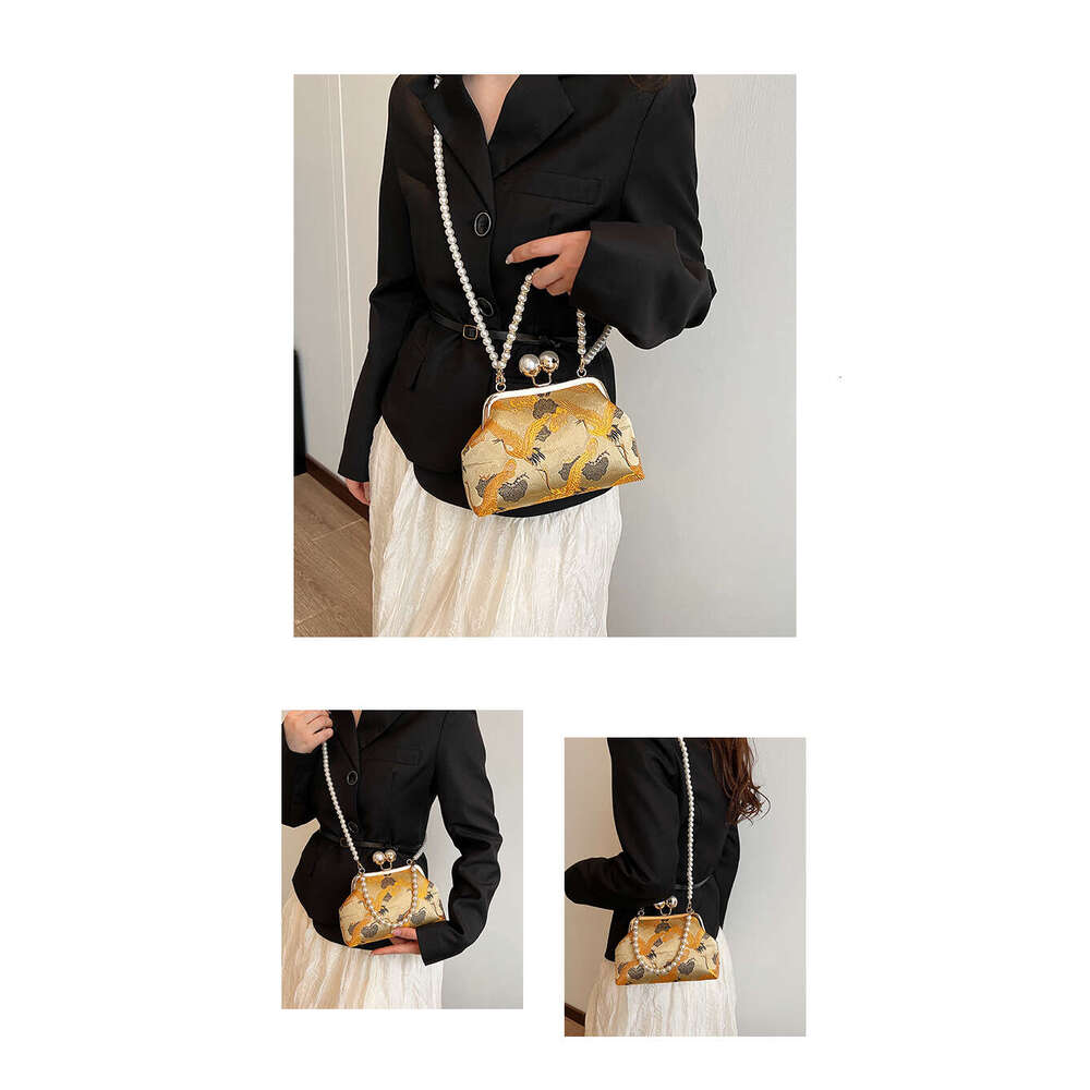 Hot-Selling Large Floral New Chinese National Style Matching Single Shoulder Crossbody Handheld Fashion Women's Evening Small Bag