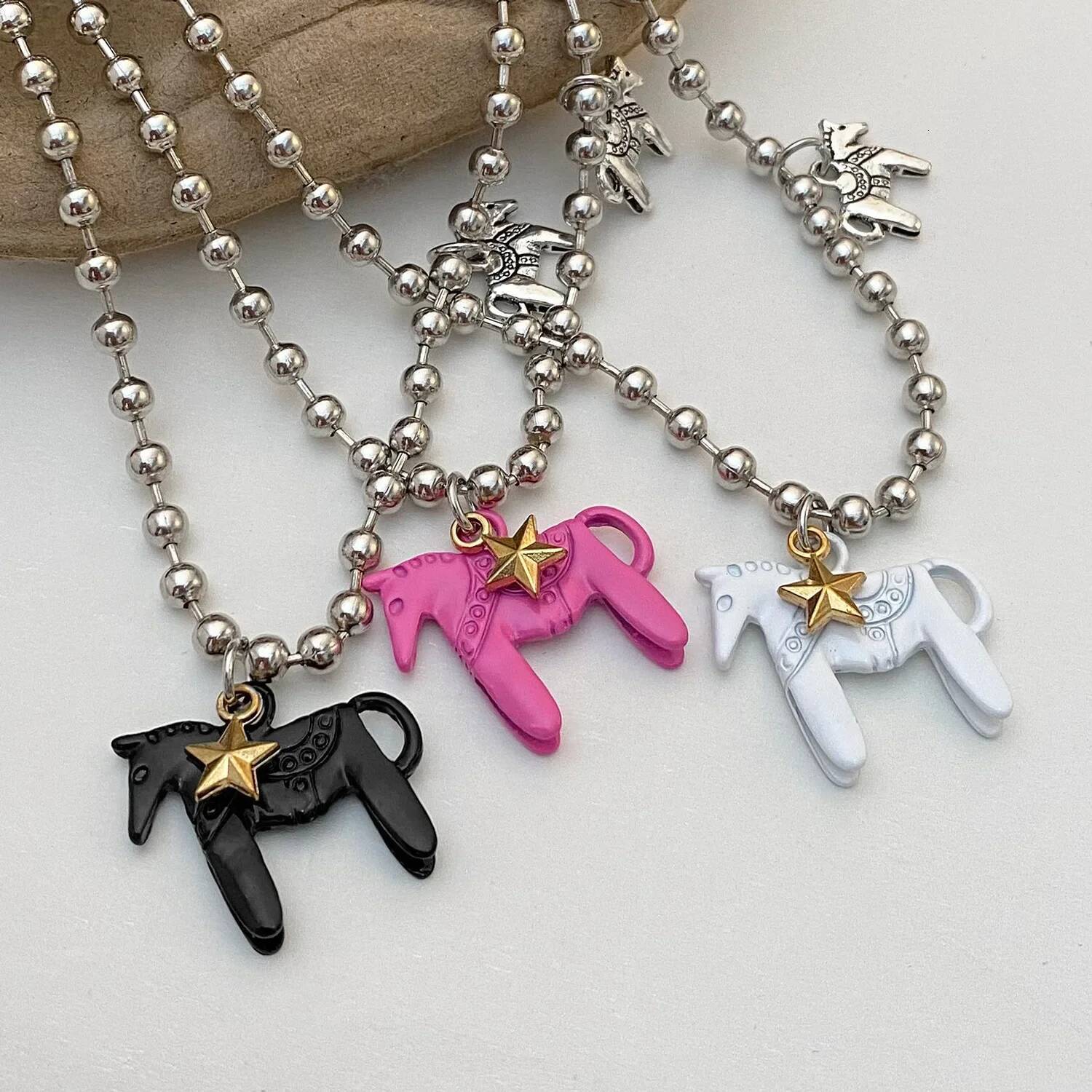 Funny Cute White Black Pink Color Enamel Colt Horse Pendant Necklaces For Women Alloy Beads Chain Chokers Fashion Jewelry