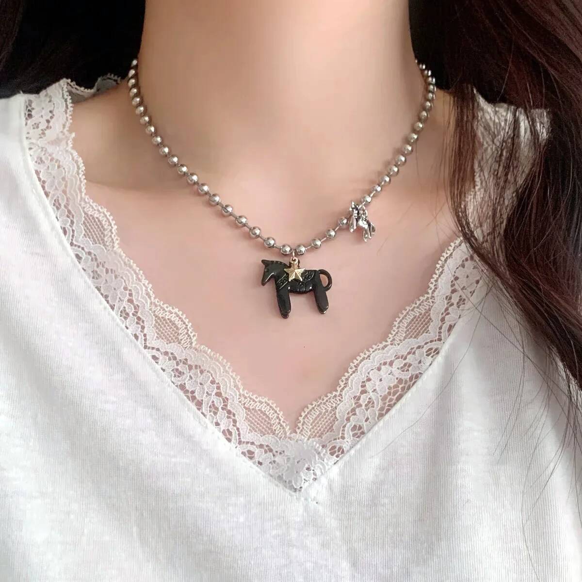 Funny Cute White Black Pink Color Enamel Colt Horse Pendant Necklaces For Women Alloy Beads Chain Chokers Fashion Jewelry