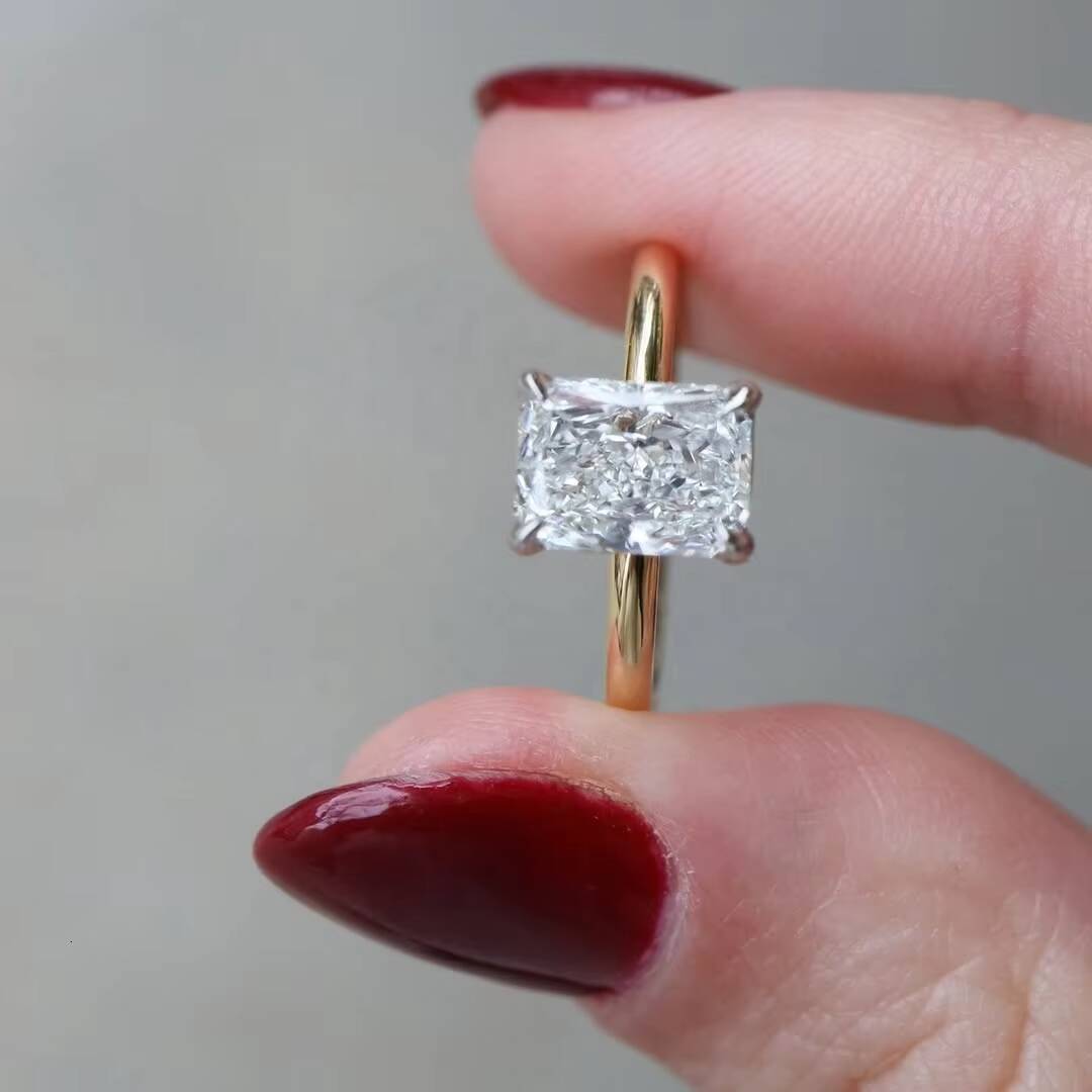 GIA IGI Certified VVS 14K 18K Solid Gold CVD HPHT 1ct to 5ct Radiant Cut Lab Grown Diamond Rings