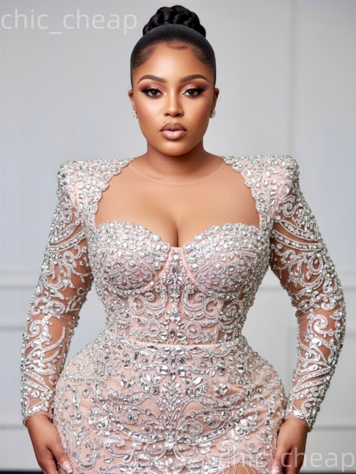 Chic Champagne Sheath 2026 Cocktail Dress Beaded Crystals Lace Illusion Short Mini Graduation Homecoming Dresses For Special Occasions Sweetheart Gown