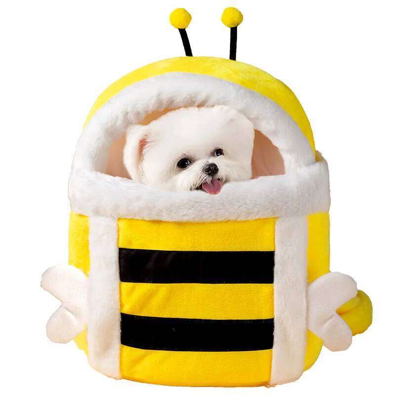 winter, cute little bees, carrying warm and thick cat pet outdoor bags, backpack supplies 26H0130