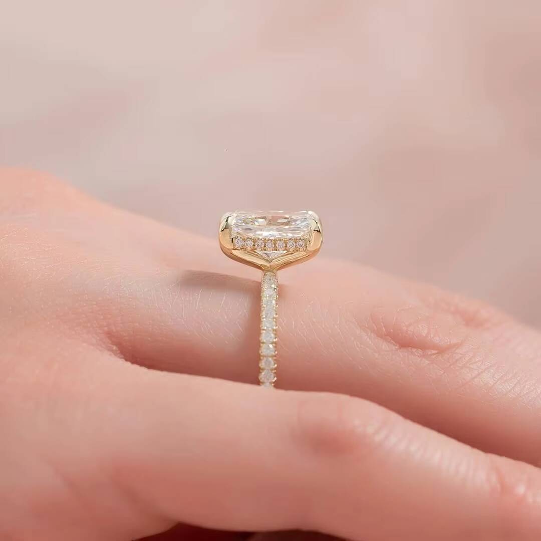 IGI Certificate Radiant Cut 10K 14K 18K Yellow Gold Diamond Excellent HPHT CVD Radiant Cut Lab Grown Diamonds Ring Band