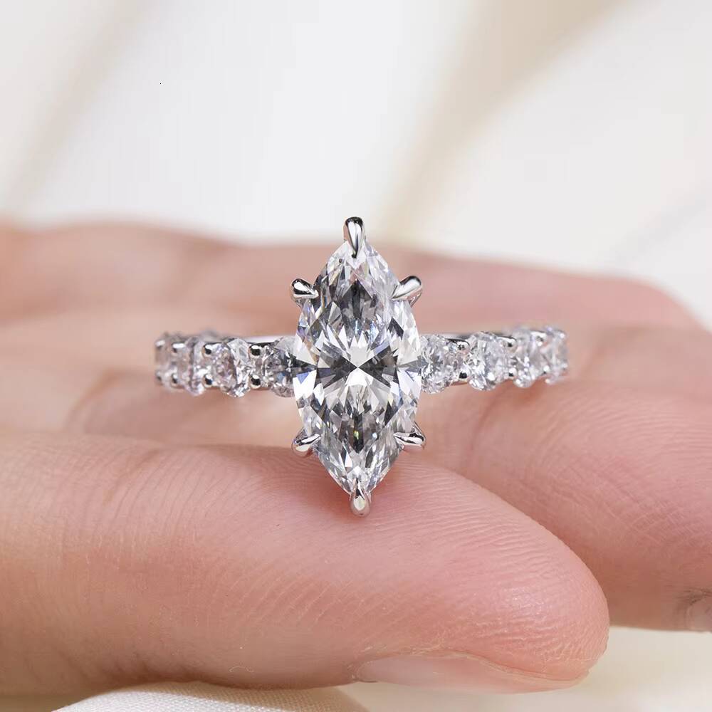 Custom Jewelry MSR-2009 14k Gold Engagement Ring Marquise Cut 16ct F VVS2 Lab Grown Diamond Ring