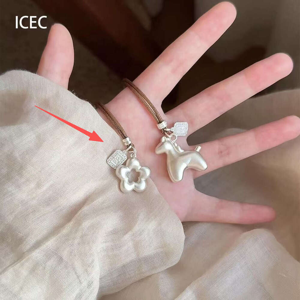 Autumn Winter New Chinese Style Hollow Flower Pony Pendant Necklace for Women Light Luxury Vintage Versatile Accessory