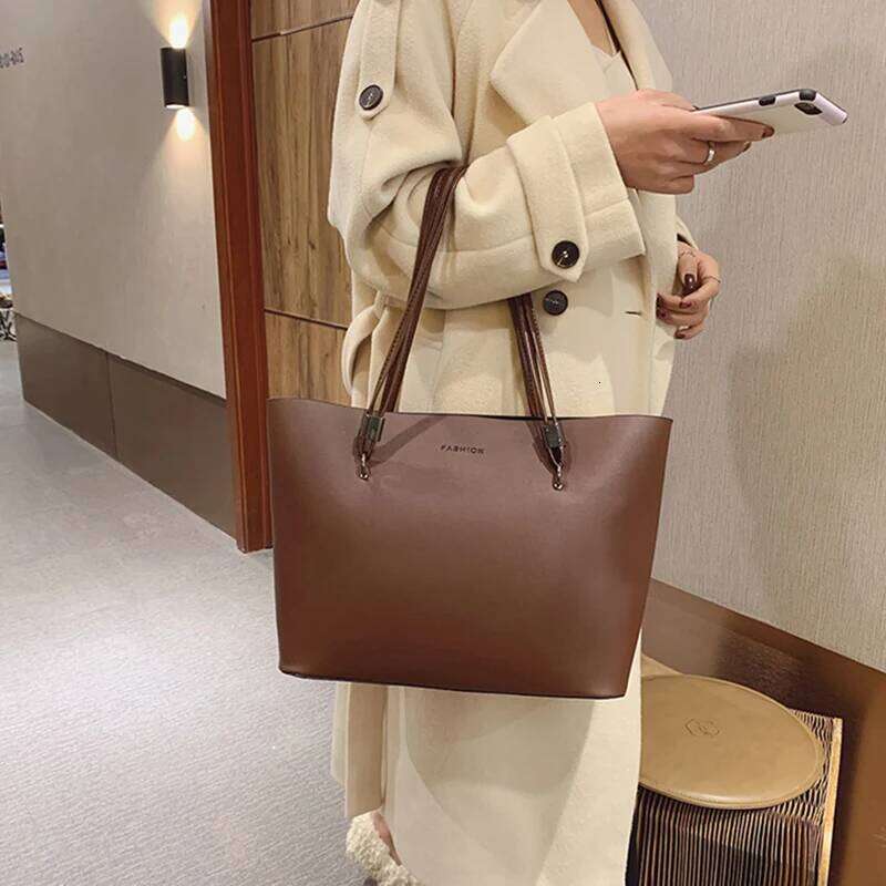 Simple Style Large Capacity Shoulder Bags For Women Solid Color Fashion Pu Leather Handbag Totes Female Shopping Bag Pack Z260130