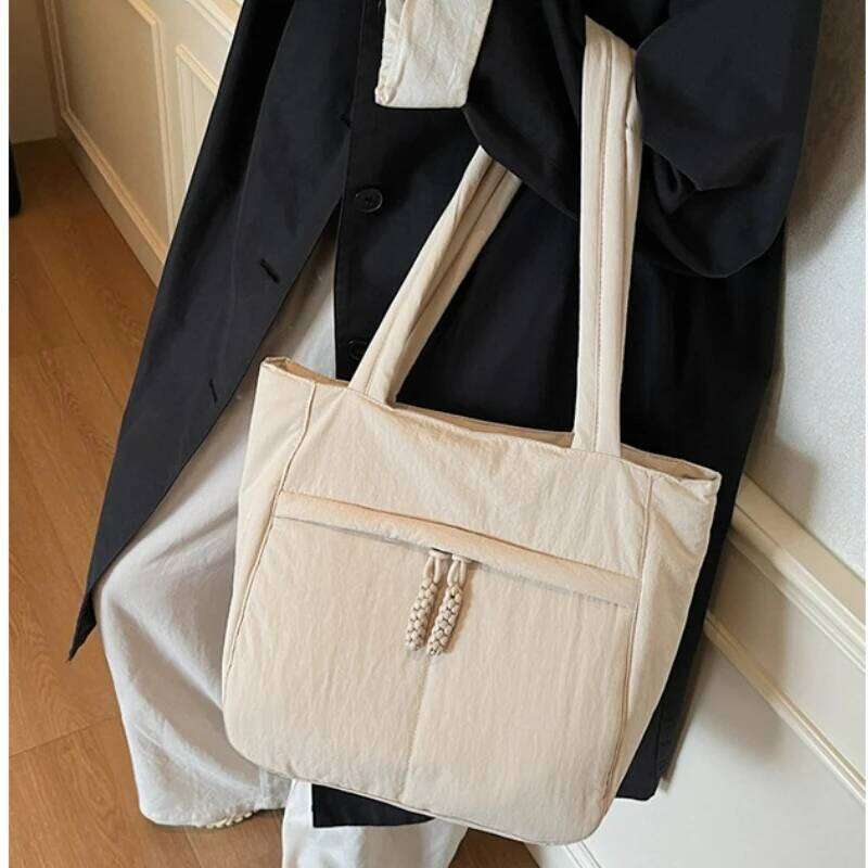 Fashion Large Capacity Tote Women Casual Storage for Work School Commute Versatile and Comfortable Texture Shoulder Bag Z260130
