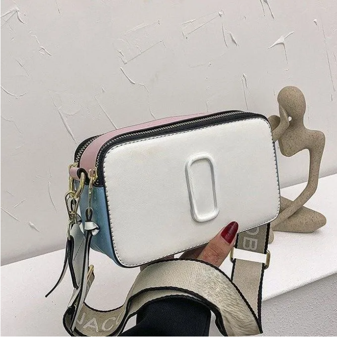 Camera Bag Designer Handbags Women Wide Shoulder Straps Shoulders Bags Wallet Cross body Flap 13