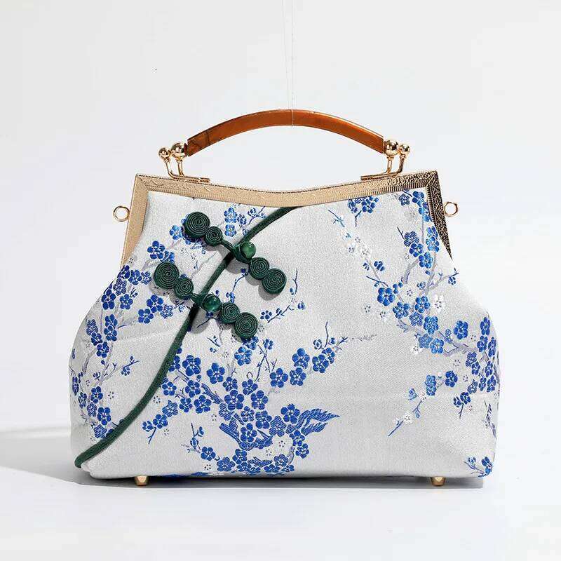 New Chinese Style Embroidered Chain Shoulder Fashion Shell Bag Soft Polyester Lining Clip Open Middle Size Daily Use KABAHEBINGJUE