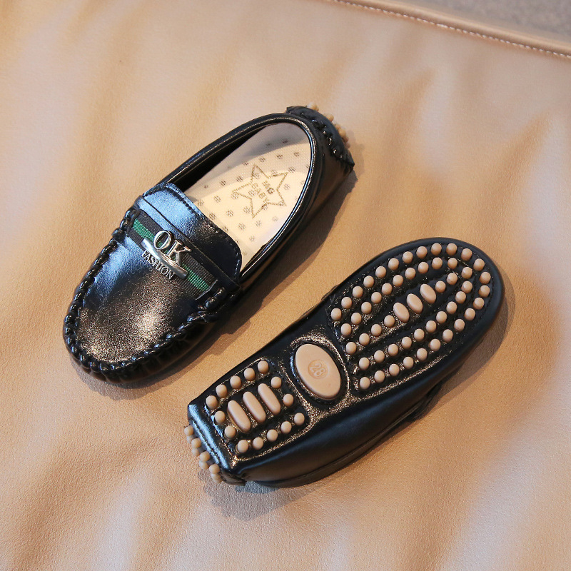 Black leather shoes for boys and girls, 2026 autumn new style, soft sole, children's school-style Korean version small single shoes, solid color,