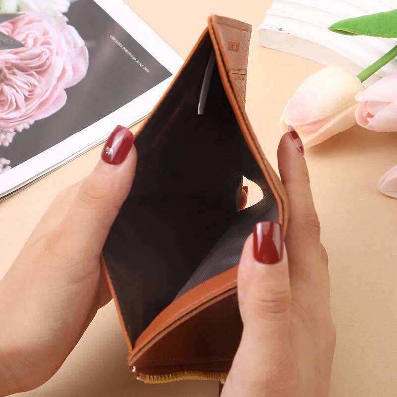 Short women's zipper wallet matte purse versatile multi-card slot small money clip storage bag Z260130
