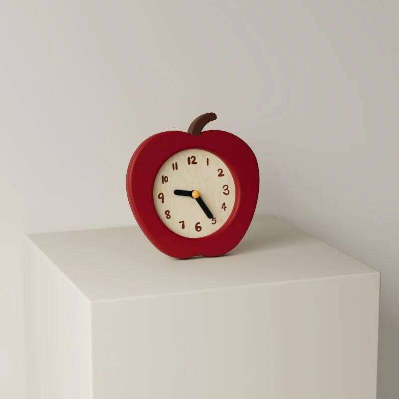 Simple Living Room Table Apple-shaped Bedroom Desktop Clocks Luxury Miniature Aesthetic Desk Clock Creative Home Decor W260130
