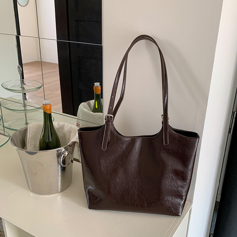 Bag Korean Niche Tote Bag Large Capacity Womens New High-end Commuter Bag Versatile Shoulder Bag Womens Bag