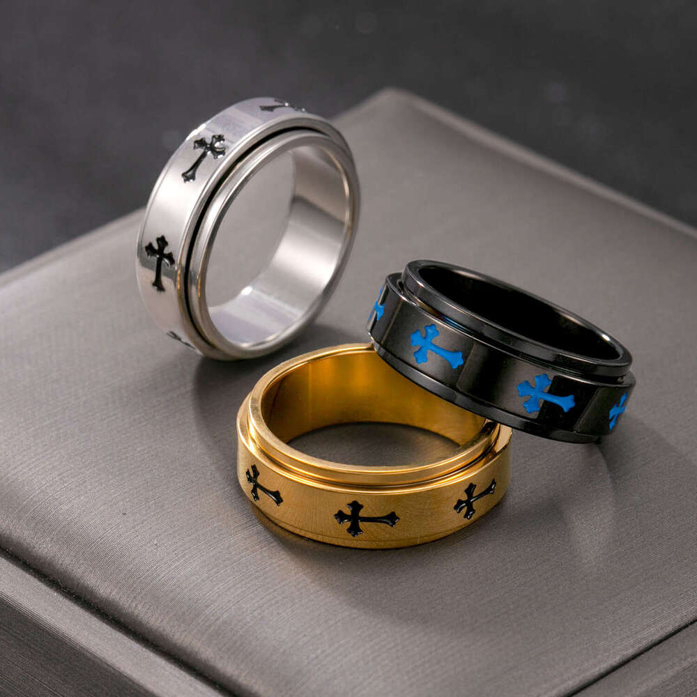 Circular Cross Ring Metal Jewelry A piece of jewelry suitable for couples to wear together