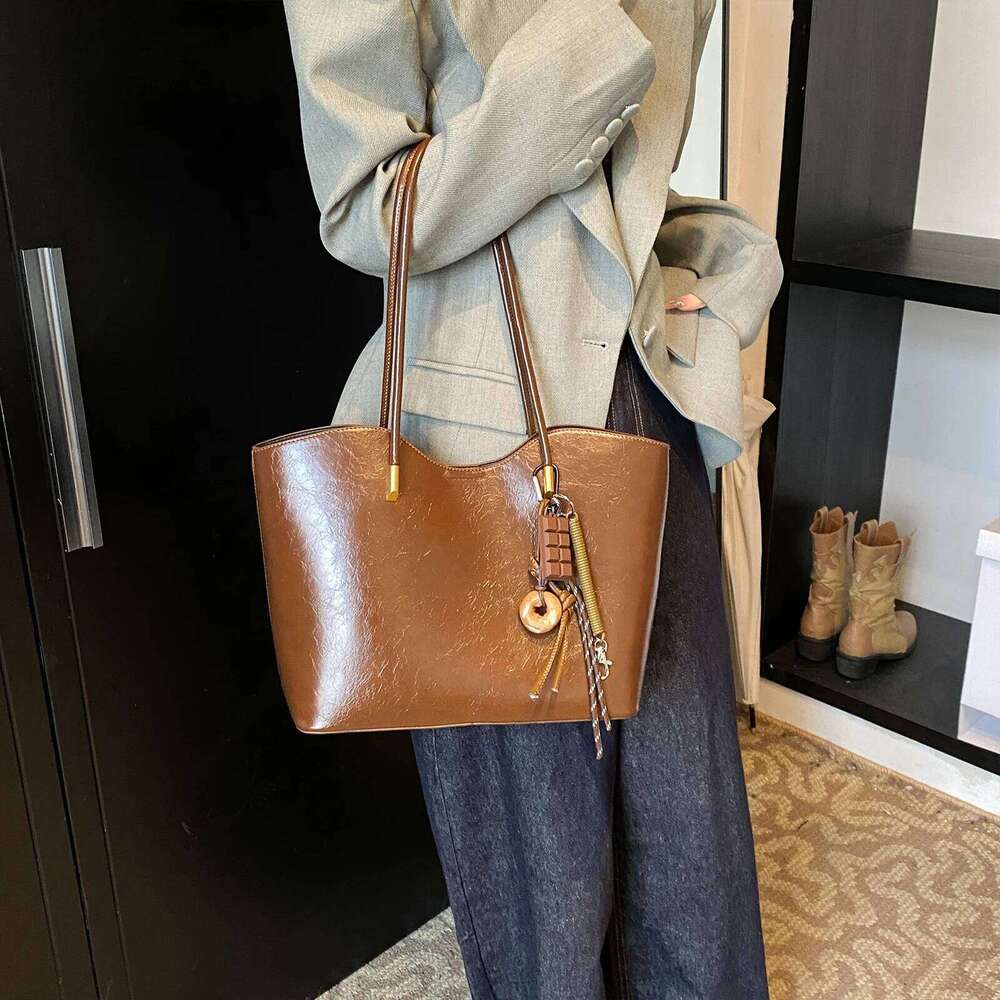 Women PU Leather Solid Color w/ Zipper Single Shoulder Tote Bag Large Capacity Handbag for Outing Commuting Z260130