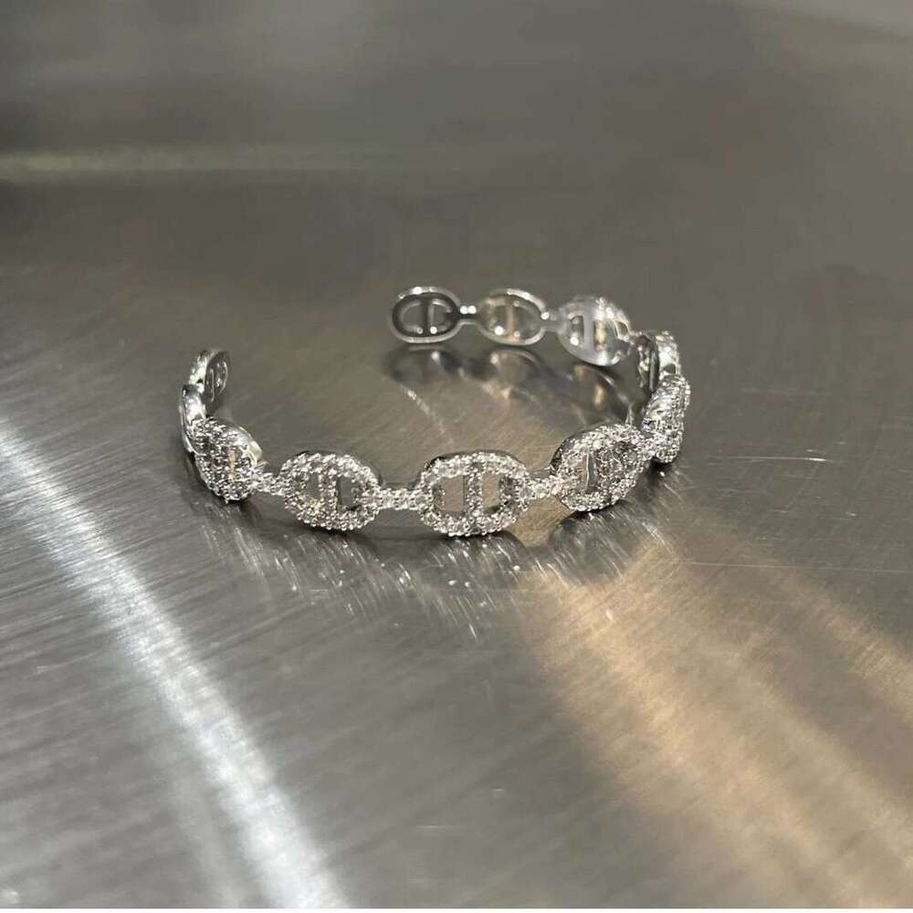 Full-Diamond Pig Nose Bracelet Zirconia-Set Luxury Jewelry Niche Fashion Elegant Versatile Bracelet