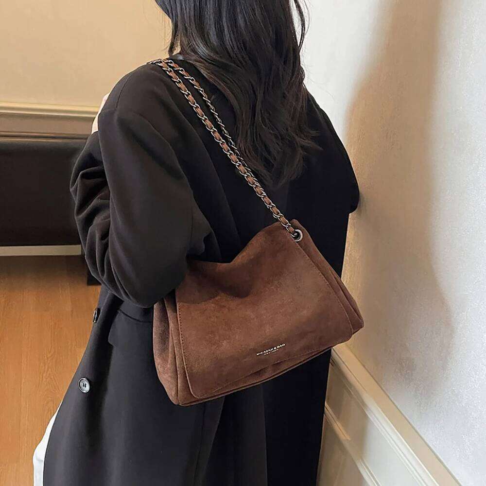 Women Vintage Suede Chain One Shoulder Bag Autumn Winter Solid Square Buckle Versatile Crossbody Bags Commute Underarm Packs Z260130