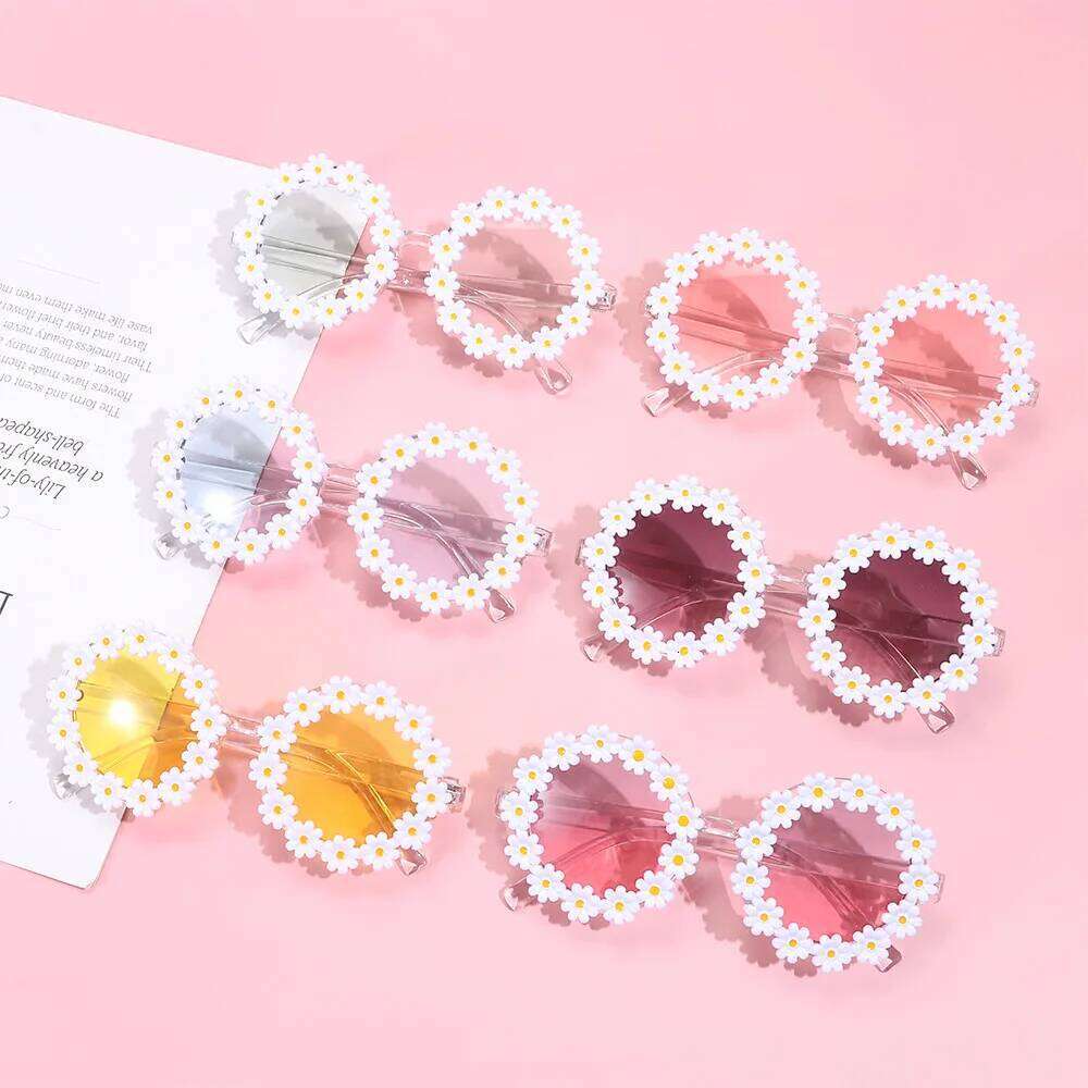 1Pc Retro Fashion Daisy Sunglasses Women Novel Round Frame Flower Sun Glasses Festival Party Disco Shades for Adults Kids H260130